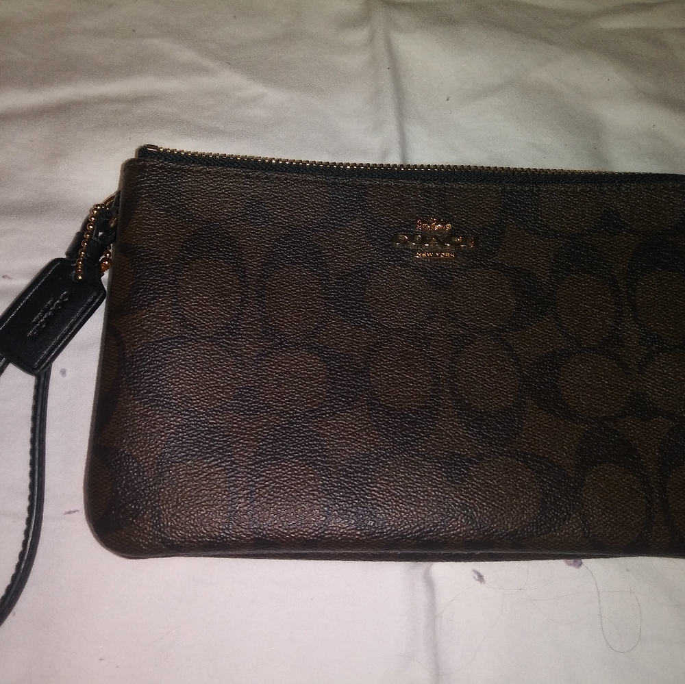 Brand new coach clutch